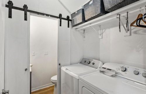 Summer Bliss Walk to Beach Master Suite Bunk Beds Sleeps 9 - Foto 16