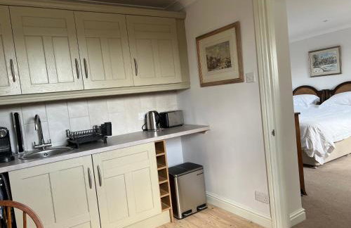 Trinity House - Photo 29