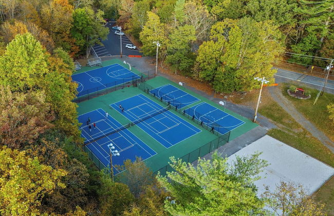 Pirate-themed Lakefront Home w/ Kayaks, Game Room, Views & Hidden Treasure Hunt - Foto 43