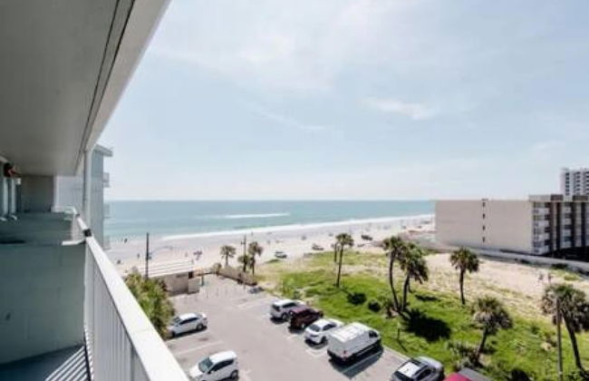 613 3 Beds Luxury Beachfront Studio Ideal 4 Long Stays - Foto 45