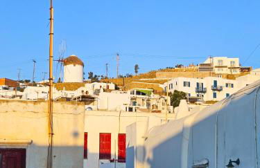 Nikis Home Town - Photo 15