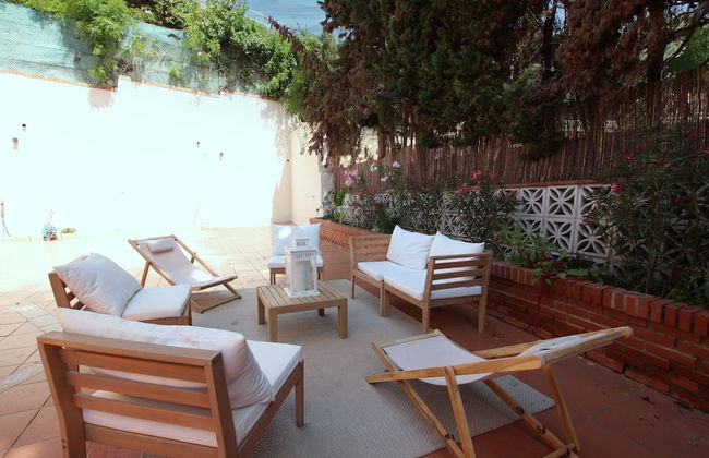 Tess Villa Olmos in M Laga - Foto 31