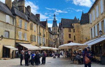 Le TOURNY-Studio cosy avec ascenseur- Sarlat - Coeur cité médiévale - Foto 17