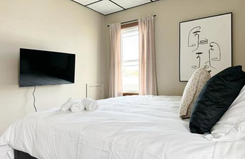 Parkland Home KING 2Bedroom Townhome in Evv - Photo 14