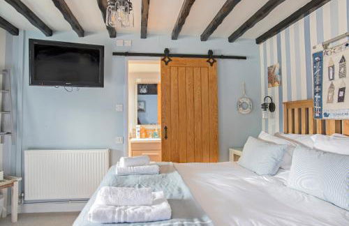 Hawthorn Farm Guest House - Photo 5