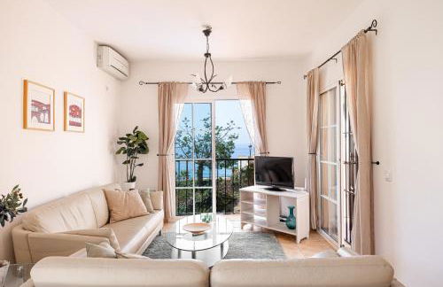 Private villa in Tamango Hill - Photo 1