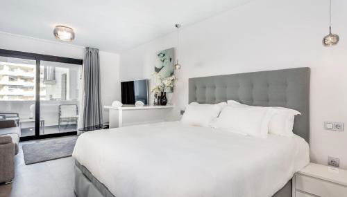 by RIVA - Outstanding, Contemporary Studio in Puerto Banus Gardens - Photo 2