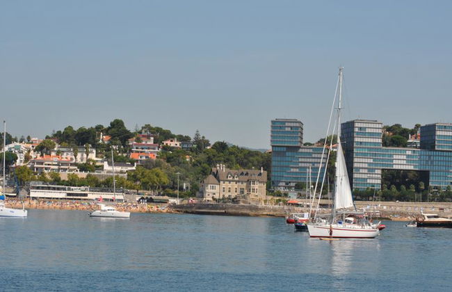 Crucero de lujo al atardecer en Cascais - Tour privado - Foto 1