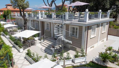 Lido Luxury Villas - Foto 5, Garden view