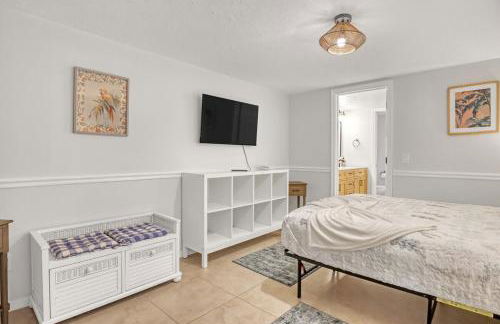 Comfort by the Beach - Heated Pool & Private Beach - Foto 38