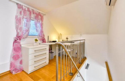 Cozy Home In Novi Marof With Sauna - Foto 36