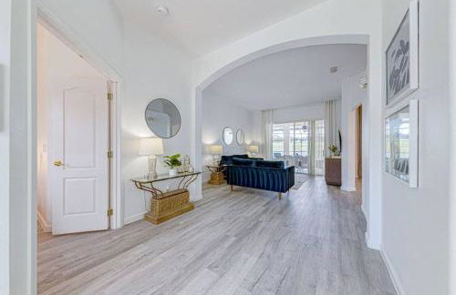 596 Modern 5 bed home overlooking beautiful golf course and conservation with Games room - Foto 21