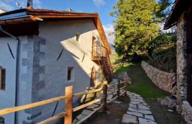 OBERBUCHFELDER historic farmhouse - Photo 40