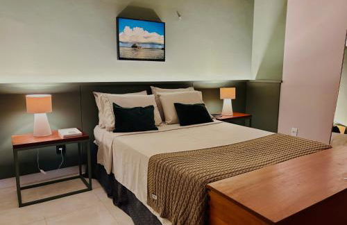 Descubra a Casa Felicidade em Belém! Climatizada, com sala ampla, 2 quartos, mezanino e Wi-Fi veloz. Localização central perto de atrações e gastronomia. Viva a Amazônia com conforto exclusivo. Reserve já sua experiência inesquecível! - Photo 33