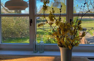 Stylish Apartment In A Historic Country House - Photo 13