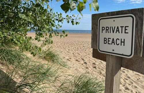 Caseville Splash & Sand Pool House - Photo 31