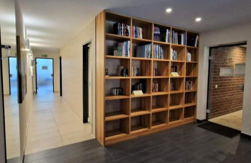 Sauna, Pools mit XXL-Terasse oder Kinderkino - Foto 45