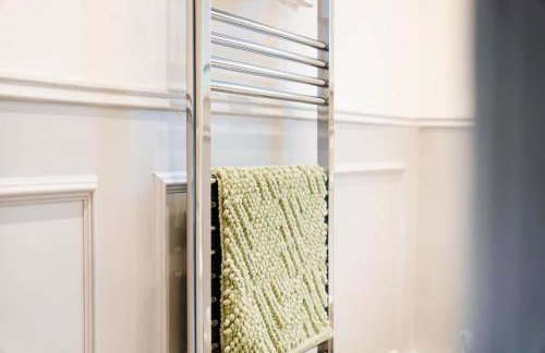 Station Road Stay with Easy Access to Transport - Foto 30