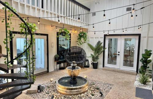 Dallas Family Fun Haus with Pool and Massive Game Room - Foto 3