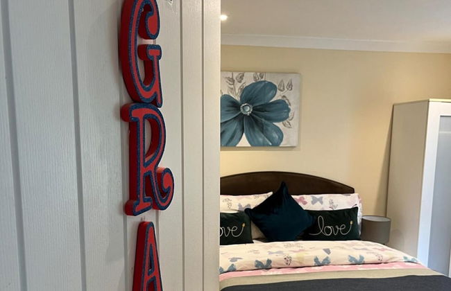 3 Bed Cottage Retreat - Private Garden & Parking - Foto 3