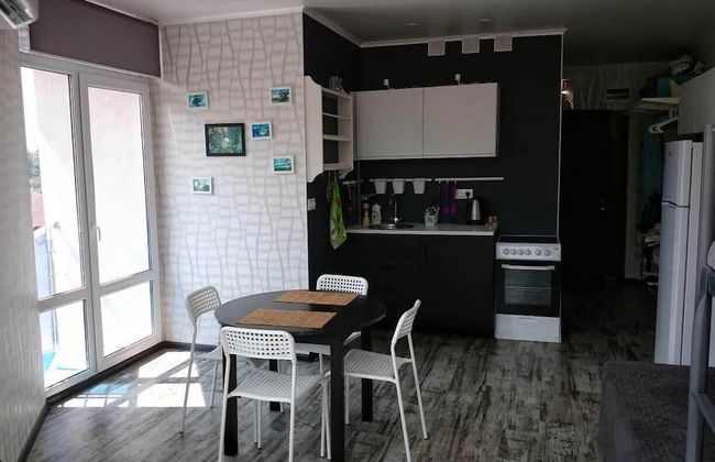 Apartment on Lysaya Gora 33g Green Area 6 - Photo 7