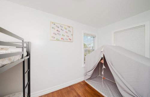 74L - 2BR Quincy - Cozy Couple Hideout near Wollaston Beach - Foto 28