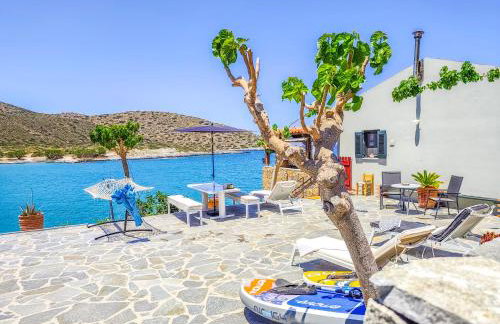 Tholos Alexandra's Beachfront House - Photo 32