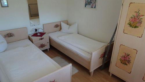 Holiday Home Kleines Ferienhaus mit Garten und Grill in Garitz by Interhome - Foto 4