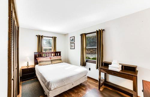 Antler Lake House - Photo 7