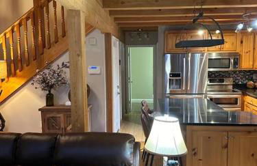 The Dream Road Escape Cabin and Hot Tub - Foto 37