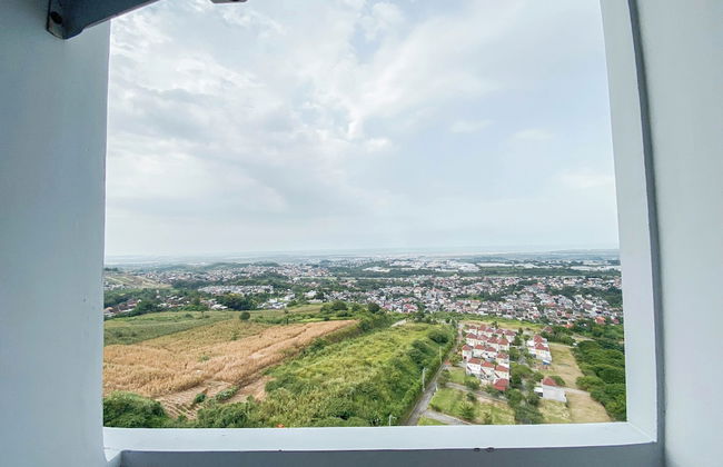 Best Price Studio Apartment Amartha View - Foto 12