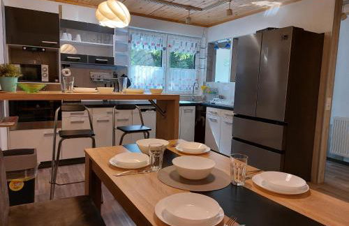 APARTMENTHAUS "AM KORNFELD" - 10 Gästewohnungen mit 1-3 Schlafzimmern, 40 Betten, Raucherbalkon, Reinigungs- & Wäscheservice, Grillgarten, Parkplatz - Foto 8