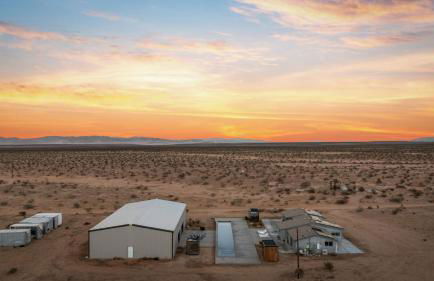 Grow House by Fieldtrip - Remote Lux 100ft Pool - Foto 46