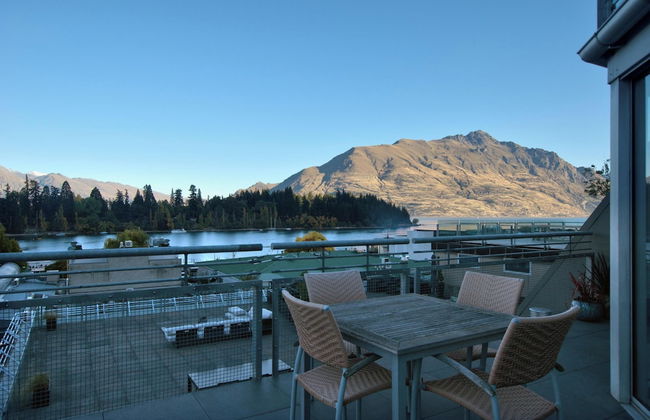 Bay View Condo by Staysouth - Photo 15