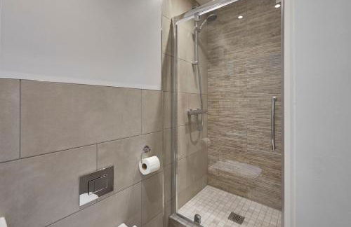 Host & Stay - The Old Jail Barber's Shop - Foto 32