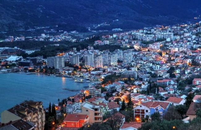 Seaside Serenity Fresh & Modern Apartments in Igalo - Photo 1