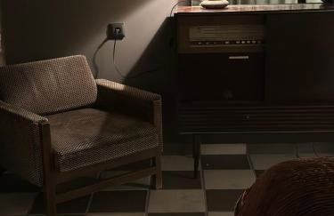 Wood & Stone Guesthouse - Photo 41