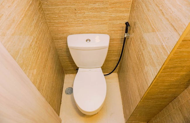 Fancy And Nice 2Br At Gading Greenhill Apartment - Photo 16