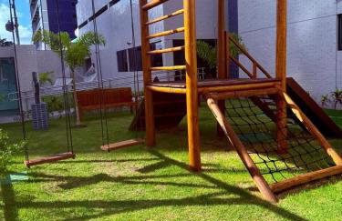 Flat VIP em Boa Viagem - Perto Aeroporto-Shopping Recife e Praia - check in 24h - wi-fi rápido - prédio piscina, coworking, academia e etc - Foto 47