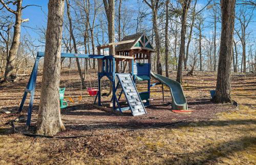 Home in Bushkill Saw Creek Poconos area - Photo 15