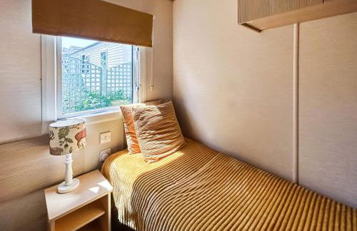 The Bolt Hole - Photo 10