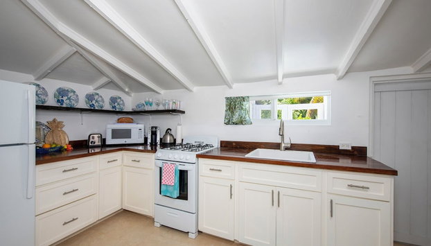 Harbour Island Haven: Newly Remodeled Cottage Near Pink Sands Beach - Foto 4, Cocina privada