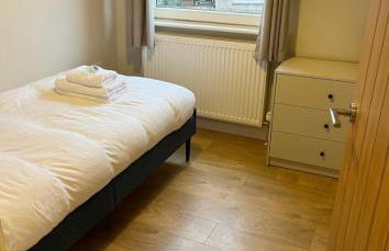 Flaxman Avenue - Lovely 4 bed home, 5 mins drive to York City Centre, Free superfast Wi-fi, Free on-street parking - Foto 20