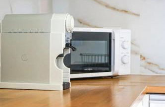 Renovated Traditional House w 3BR & Outdoor Space - Foto 13