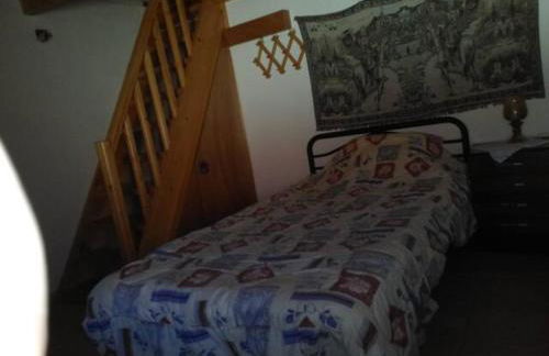 TRADITIONAL HOUSE - Photo 11