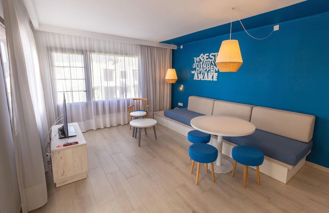 R2 Bahía Kontiki Beach Apartments - Photo 21