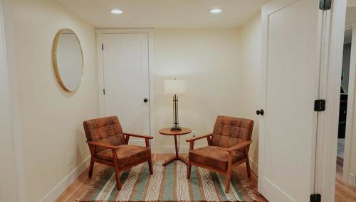 The Charlotte House With Soaking Tub, Arcade Game, Firepit - Foto 2