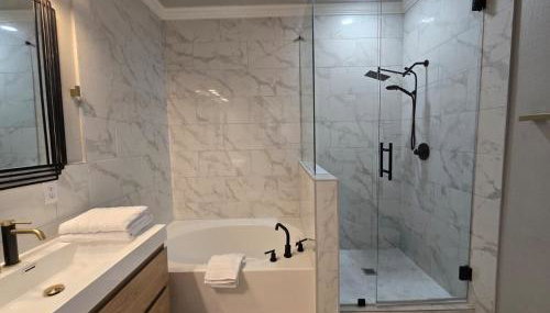 Renovated 4BR 6 Bed 3 and a half Bath Near DFW Airport - Foto 3