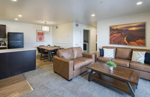 6E Family Friendly RedCliff Condo, POOL & HOT TUB - Foto 2