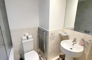 Blue Sky Apartments@ Abbots Yard, Guildford - Foto 16